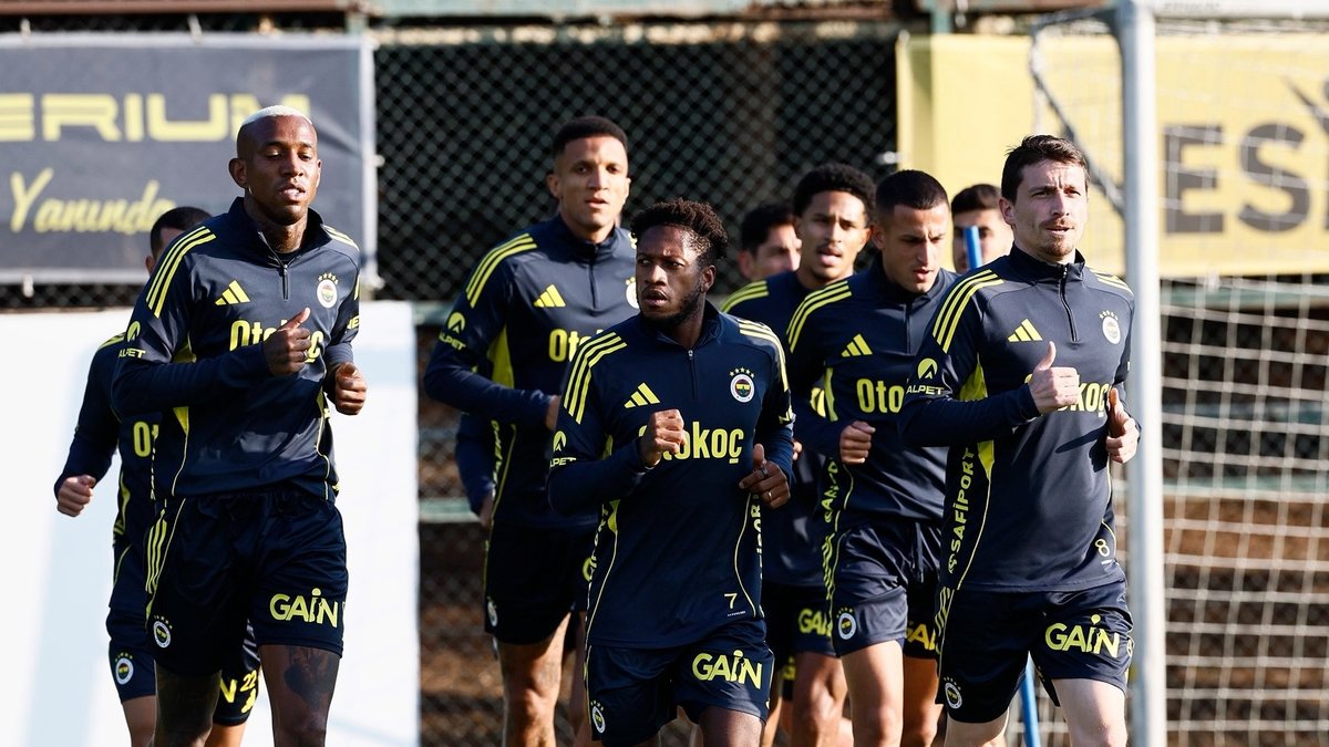 fenerbahce-fatih-karagumruk-maci-hazirliklarini-surdurdu-6W4yFx6R.jpeg