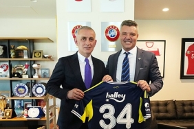 fenerbahce-kulubu-baskani-sadettin-saran-tff-baskani-haciosmanoglunu-ziyaret-etti-rZVZ9U9T.jpeg