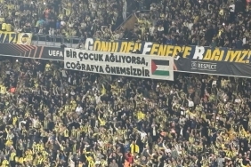 fenerbahce-tribunlerinden-filistine-anlamli-mesaj-ccLHwTHY.jpeg