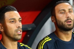 fenerbahcede-cenk-tosun-ve-irfan-can-kahveciden-haber-var-son-durumlari-ortaya-cikti-URiJvCr7.jpg