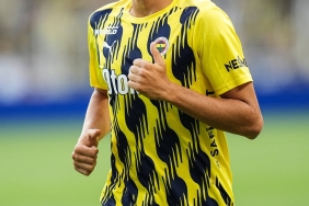 fenerbahcede-ilk-ayrilik-gerceklesiyor-transferi-aboubakar-bitirecek-HfEIP8TA.jpg