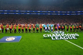 galatasaray-resmen-acikladi-hoparlorden-islik-sesi-verildi-mi-JhTZMgVj.jpeg