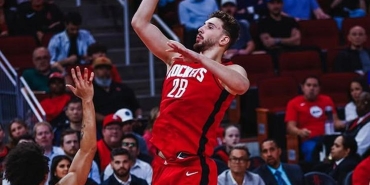houston-rocketsi-ilk-galibiyetine-alperen-sengun-tasidi-YthjFf53.jpg