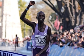 47-istanbul-maratonunu-erkeklerde-rhonzas-lokitam-kilimo-kazandi-OZwnXlvM.jpg