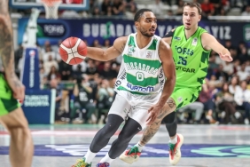bursaspor-basketbol-deplasmanda-farkli-maglup-1m3s17Dc.jpg