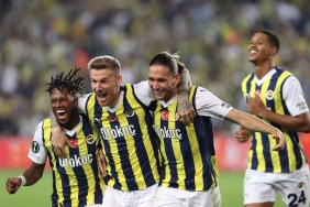 fenerbahce-yollarini-ayirmisti-futbolu-birakma-karari-aldi-8J5Sqdeu.jpeg