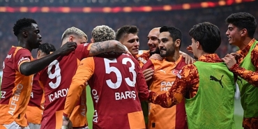galatasaray-nefes-kesen-macta-kazandi-liderligi-birakmadi-tH5cDIQO.jpeg