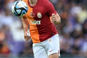 galatasarayda-ilk-ayrilik-netlesti-okan-buruk-izin-verdi-55GCAlfP.jpg