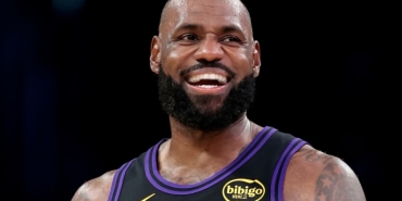 lebron-bu-sezonun-otesinde-oynama-konusunda-h-l-kararsiz-uvzZjH1v.jpg