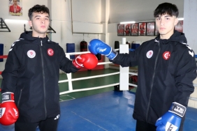 lise-ogrencisi-milli-boksorler-avrupa-sampiyonlugu-icin-yumruk-salliyor-kYvhkrwR.jpg