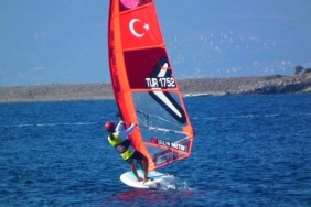 ruzgar-sorfu-turkiye-ligi-focada-tamamlandi-GC64gnIs.jpg
