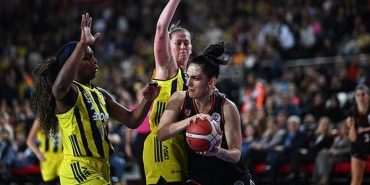 30-kadinlar-cumhurbaskanligi-kupasi-fenerbahce-opetin-fenerbahce-opet-cbk-mersin-maci-sonucu-104-77-GWkJB8aj.jpg