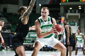 bursaspor-basketbol-sahasinda-hata-yapmadi-GCjfd8K4.jpg
