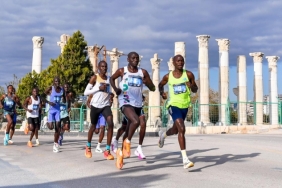 elit-atletler-uluslararasi-mersin-maratonunda-teTdtfb2.jpg