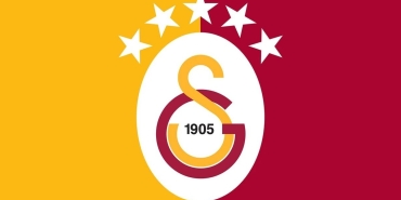 fenerbahce-maci-oncesi-galatasaray-taraftarlari-rams-parkta-bulustu-UecY9CdW.jpg