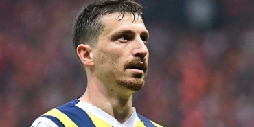 mert-hakan-yandastan-fenerbahceli-taraftarlara-mektup-hRijQZ5v.jpeg