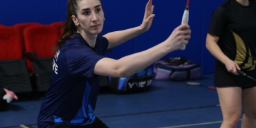 milli-badmintoncu-zehra-erdem-gelecekten-umutlu-Y2mpDGIW.jpg