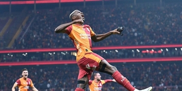 victor-osimhen-galatasarayi-sirtliyor-o-siralamada-yerini-aldi-fXeSFuIP.jpeg
