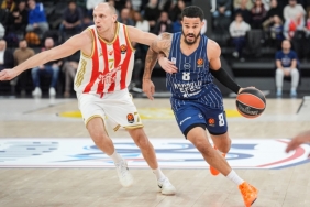 anadolu-efesin-konugu-paris-basketbol-TtyHbmxi.jpg