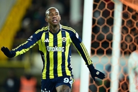 anderson-taliscaya-dev-teklif-geldi-fenerbahce-icin-kararini-verdi-q959pQ89.jpeg
