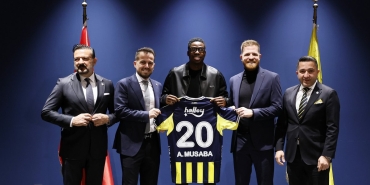 anthony-musaba-resmen-fenerbahcede-X3TpPKeR.jpg