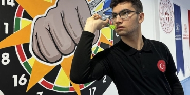 avrupa-sampiyonu-tugraner-boylu-dart-sporunda-dunya-sampiyonlugu-icin-calisiyor-G3geZ7wj.jpg