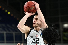 besiktas-italya-deplasmanindan-cikamadi-trento-besiktas-gain-mac-sonucu-87-74-seBFURsg.jpg