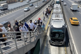 iett-zammi-2026-istanbulda-otobus-metrobus-marmaray-ne-kadar-kac-tl-oldu-ogrenci-akbili-Hcm5FaJB.jpg