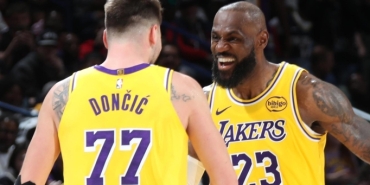 lakers-lebron-ve-lukanin-60-sayilik-performansiyla-pelicansi-yikti-kLq1iHSQ.jpg
