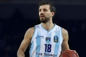 turk-telekom-eurocupta-ilk-6yi-garantiledi-dogus-ozdemiroglundan-double-double-ZXFV6HMt.jpg