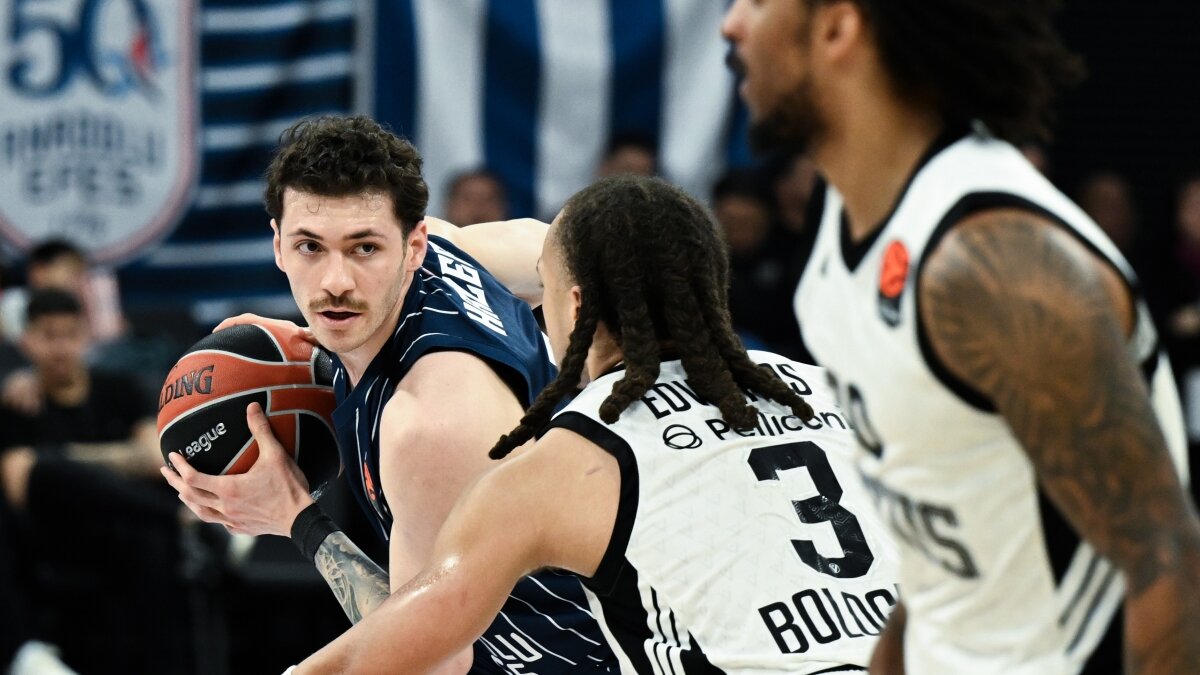 anadolu-efes-euroleaguede-kizilyildiz-deplasmanina-gidiyor-wJKgkrWf.jpg