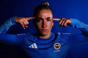 fenerbahce-arjantinli-kaleciy-abigail-paola-chaves-ile-yollarini-ayirdigini-acikladi-yc2u4Z5Q.jpeg