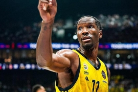 fenerbahcenin-eski-yildizi-nigel-hayes-davise-buyuk-sok-serbest-birakildi-2MGw1iV4.jpg