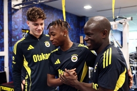 fenerbahcenin-yeni-transferi-ngolo-kante-ilk-antrenmanini-yapti-5BV8di2N.jpeg