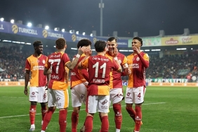 galatasarayda-forma-rekabeti-kizisti-yildiz-ismin-kanattaki-yeri-garanti-mibdfWm5.jpeg