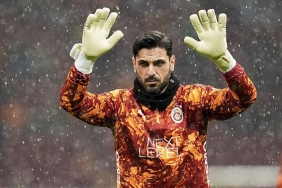 galatasaraydan-surpriz-kaleci-transferi-gunay-guvencin-yerine-Ex2CxY76.jpeg