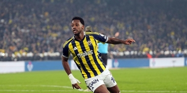 jhon-durandan-fenerbahceye-veda-paylasimi-FLumHjWO.jpeg