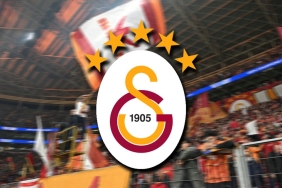 renato-nhaga-galatasaray-icin-istanbulda-WFNiuVDw.jpg