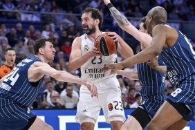 anadolu-efes-madridde-maglup-FbetV86l.jpg