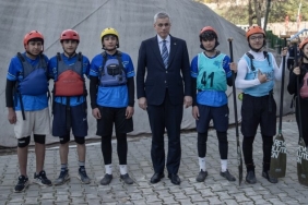 bakan-memisoglundan-turkiye-rafting-sampiyonasina-ziyaret-tQIfX4Nv.jpg
