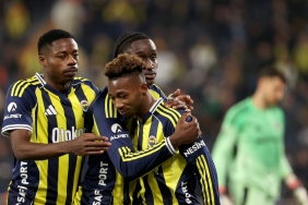 fenerbahce-dorgeles-nene-ile-farkli-kazandi-4C58e92J.jpg