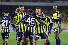 fenerbahcede-o-yildiz-milli-daveti-geri-cevirip-takimda-kaldi-iste-nedeni-vrjyHKfH.jpeg