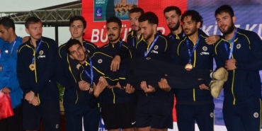 fenerbahceden-yelkende-cifte-basari-jrmP4SkG.jpg