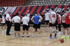 gaziantep-basketbolun-hedefi-yeniden-liderlik-koltugu-InD4wmqw.jpg