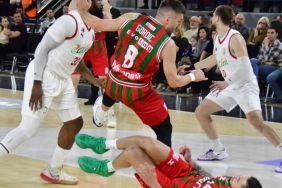 karsiyaka-manisa-basket-karsisinda-maglup-MBlxneOQ.jpg