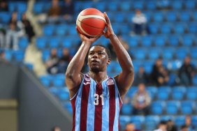 trabzonspor-evinde-manisa-basketi-maglup-etti-5hYFzz2V.jpg